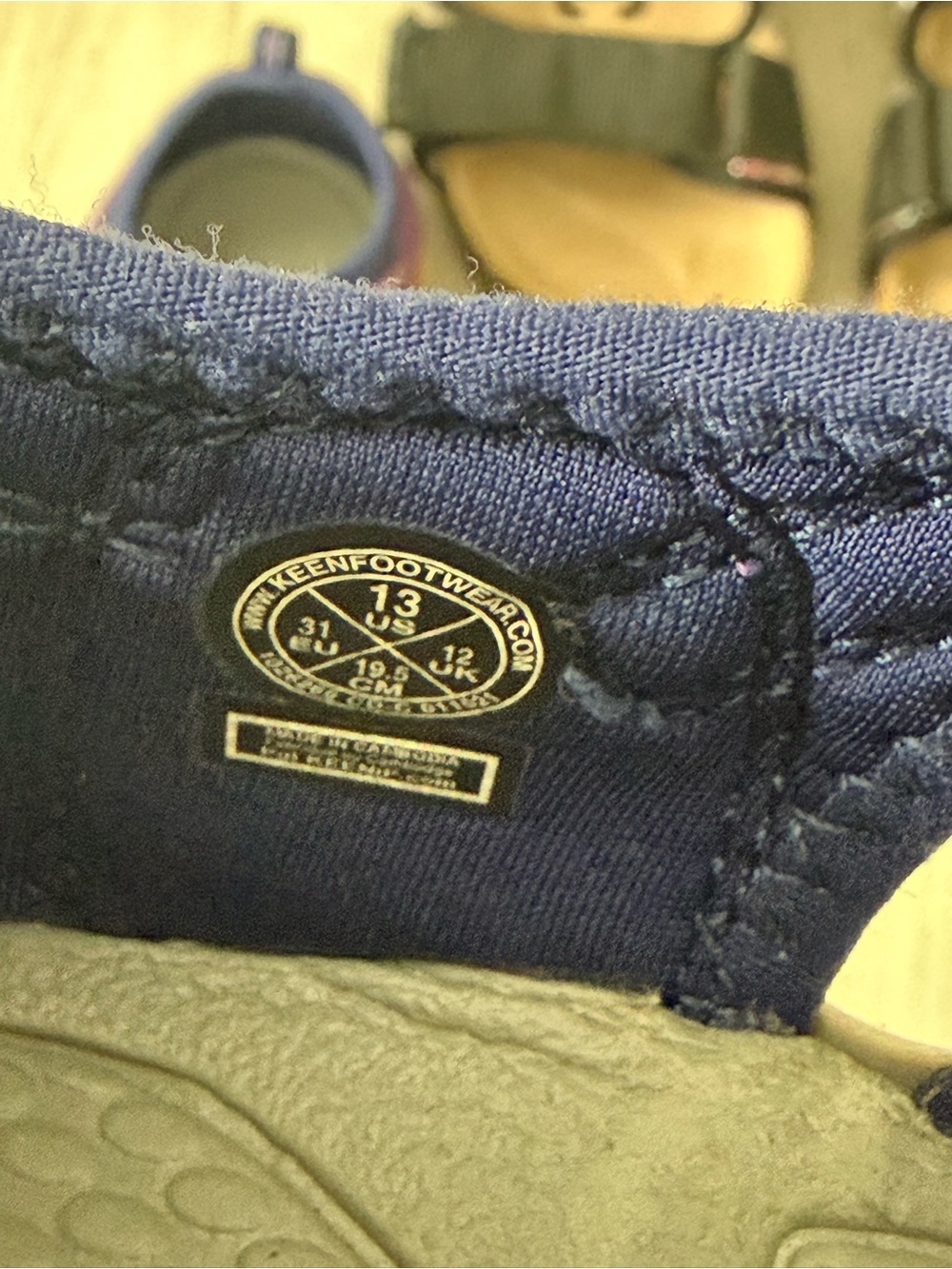 Girls shoes size 13 - Picture 3 of 10